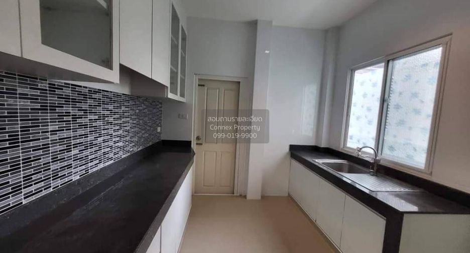 For sale 3 bedrooms house in Bang Bua Thong, Nonthaburi
