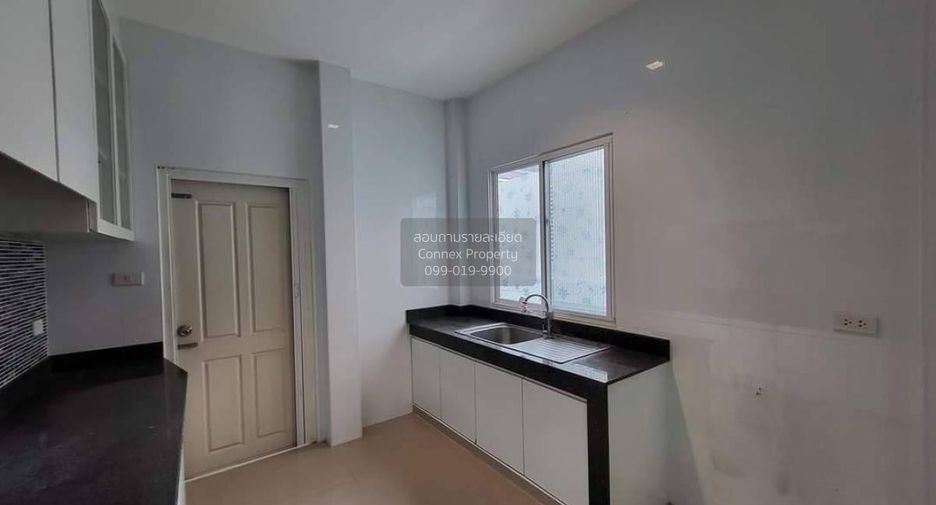 For sale 3 bedrooms house in Bang Bua Thong, Nonthaburi