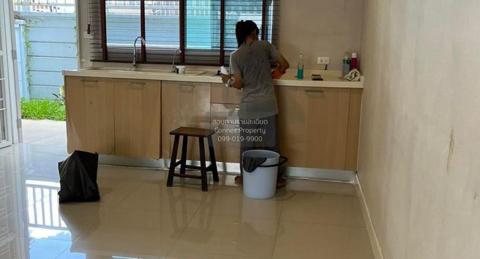 For sale 3 bedrooms townhouse in Rat Burana, Bangkok