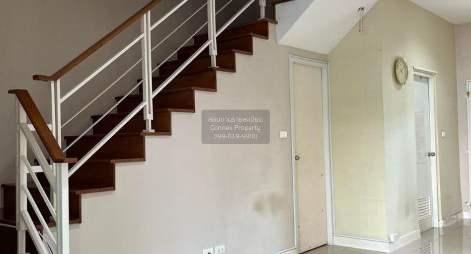 For sale 3 bedrooms townhouse in Rat Burana, Bangkok