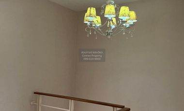 For sale 3 bedrooms townhouse in Rat Burana, Bangkok