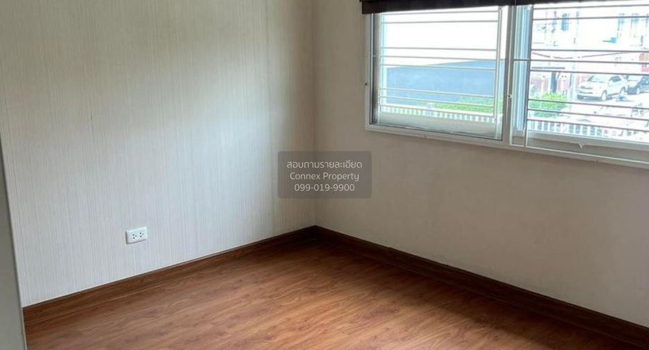 For sale 3 bedrooms townhouse in Rat Burana, Bangkok