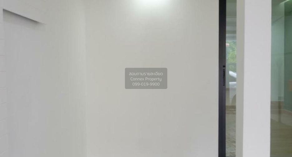 Casa adosada en venta de 2 habitaciones en Chatuchak, Bangkok