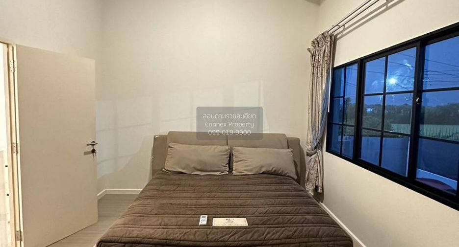 For sale 4 bedrooms townhouse in Mueang Pathum Thani, Pathum Thani