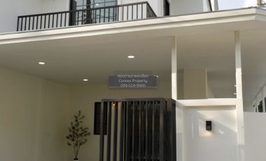 À vendre 3 chambres maison de ville à Sai Mai, Bangkok