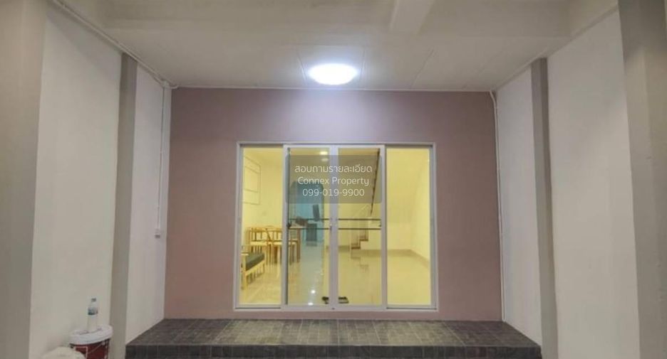 For sale 2 bedrooms townhouse in Thanyaburi, Pathum Thani