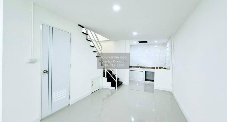 For sale 2 bedrooms townhouse in Mueang Nonthaburi, Nonthaburi