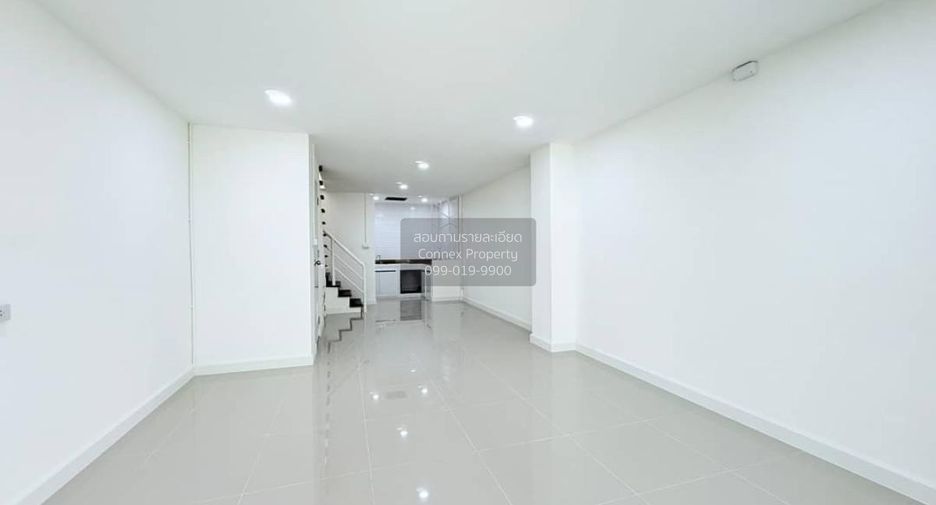 For sale 2 bedrooms townhouse in Mueang Nonthaburi, Nonthaburi