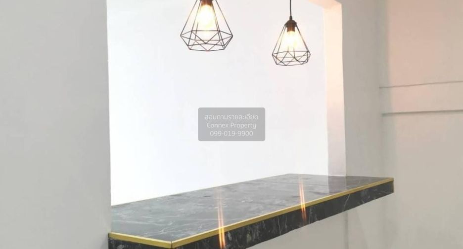 For sale 3 bedrooms townhouse in Sai Noi, Nonthaburi
