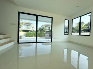 For sale 3 bedrooms house in Bang Phli, Samut Prakan