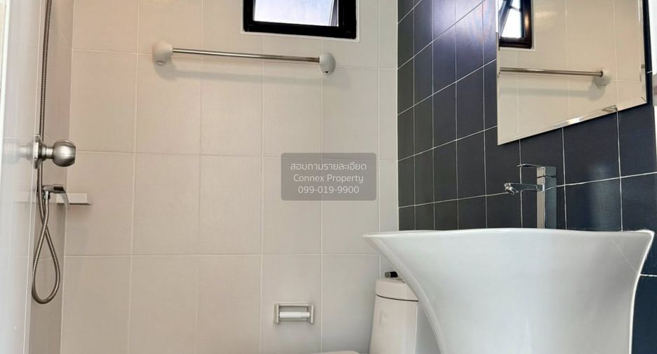 For sale 3 bedrooms house in Bang Phli, Samut Prakan