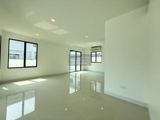 For sale 3 bedrooms house in Bang Phli, Samut Prakan
