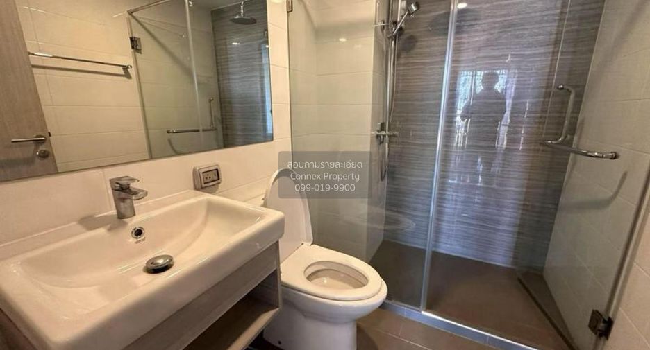 For sale 1 bed condo in Mueang Samut Prakan, Samut Prakan