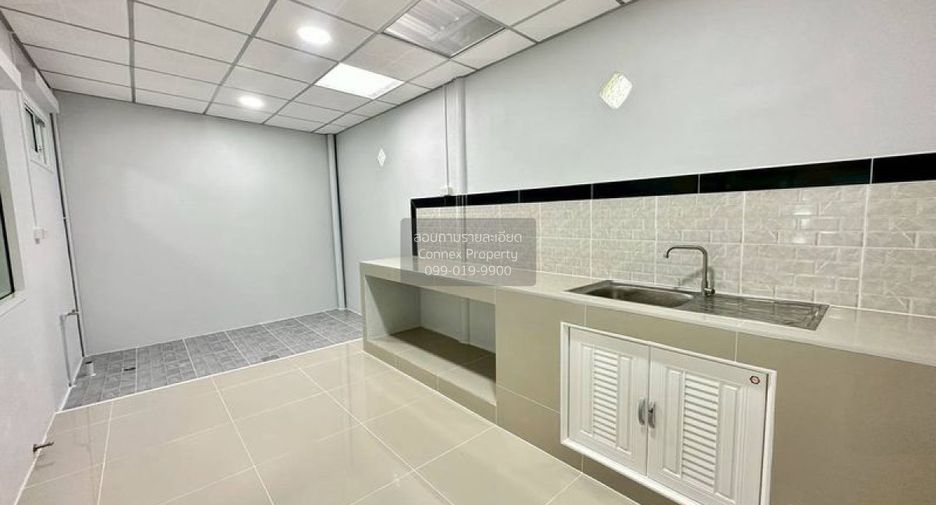 For sale 3 bedrooms townhouse in Bang Bua Thong, Nonthaburi