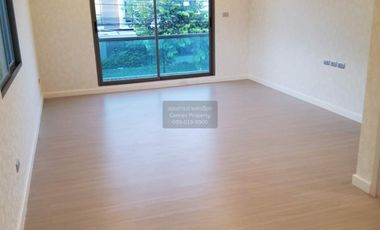For sale 4 bedrooms house in Lat Krabang, Bangkok
