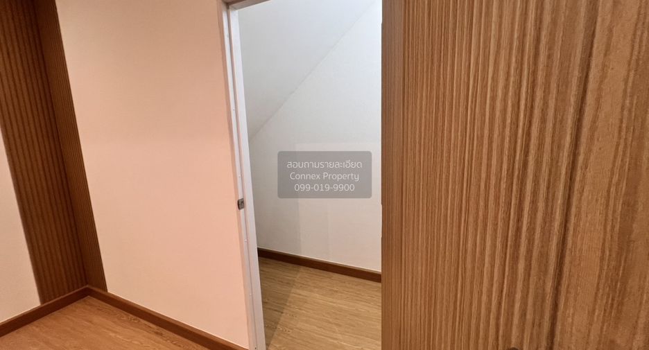 Reihenhaus zum Kauf mit 3 Zimmer in Bangkok Noi, Bangkok
