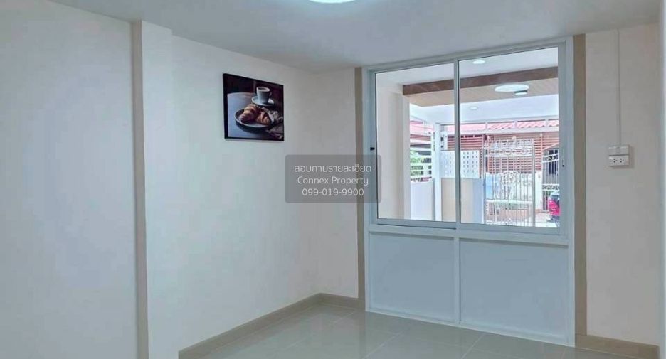 Casa adosada en venta de 4 habitaciones en Bang Yai, Nonthaburi