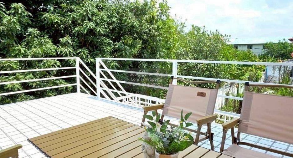 Casa adosada en venta de 4 habitaciones en Bang Yai, Nonthaburi
