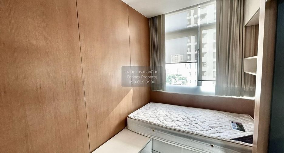 For sale 3 bedrooms condo in Watthana, Bangkok