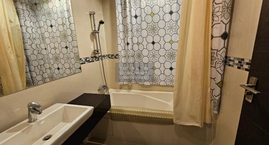 For sale 2 ベッドルーム condo in Bang Rak, Bangkok