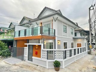 For sale 3 bedrooms townhouse in Bang Bua Thong, Nonthaburi