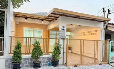 Reihenhaus zum Kauf mit 2 Zimmer in Bang Bua Thong, Nonthaburi