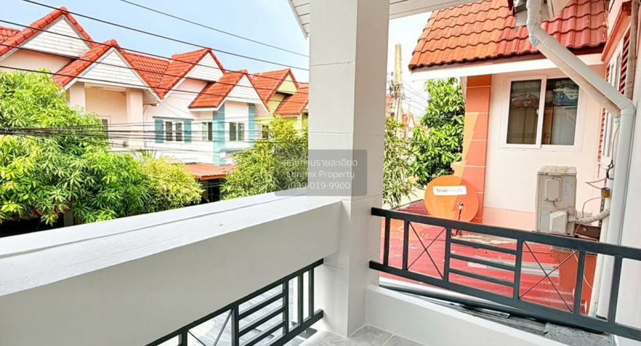 For sale 3 bedrooms townhouse in Mueang Nonthaburi, Nonthaburi