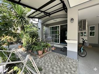 Haus zum Kauf mit 4 Zimmer in Nong Khaem, Bangkok