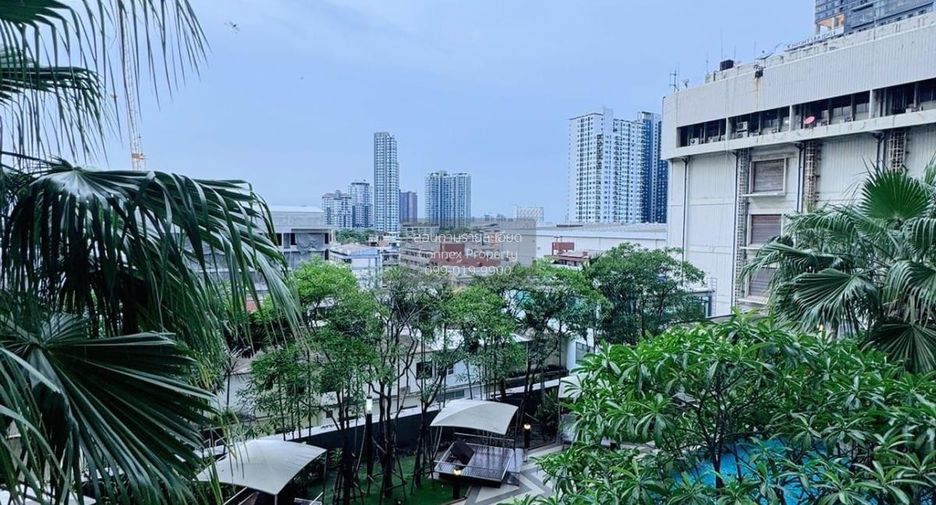 For sale 1 bed condo in Phra Khanong, Bangkok