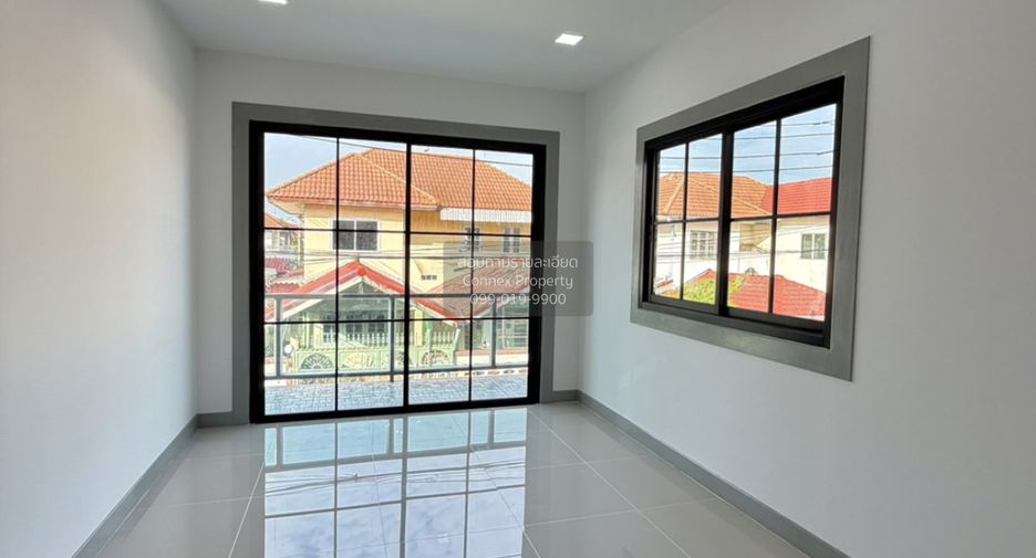 Casa adosada en venta de 2 habitaciones en Bang Bua Thong, Nonthaburi