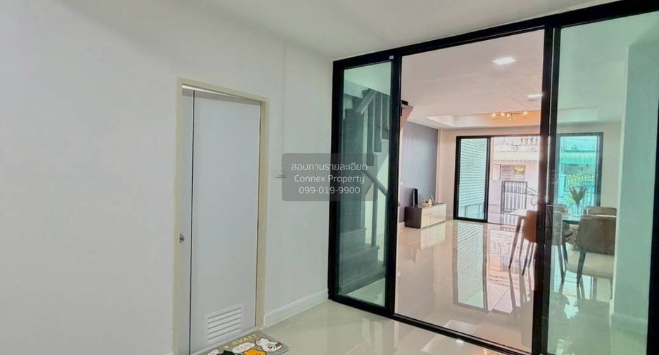 For sale 2 bedrooms townhouse in Bang Kruai, Nonthaburi