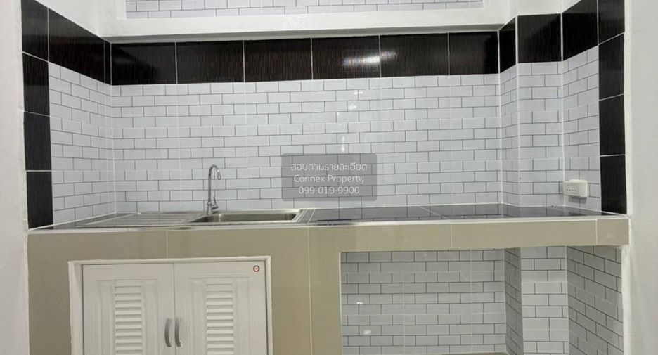 For sale 3 bedrooms townhouse in Mueang Nonthaburi, Nonthaburi