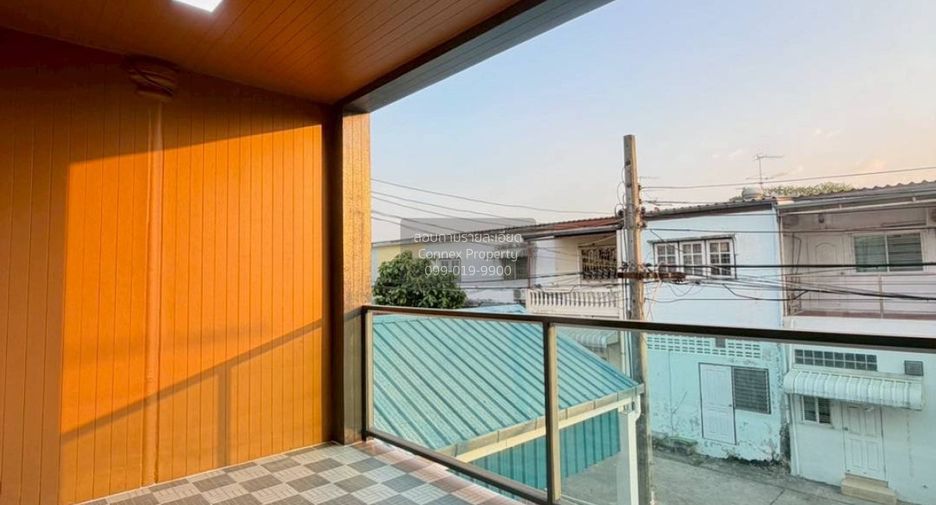 For sale 3 bedrooms townhouse in Mueang Nonthaburi, Nonthaburi