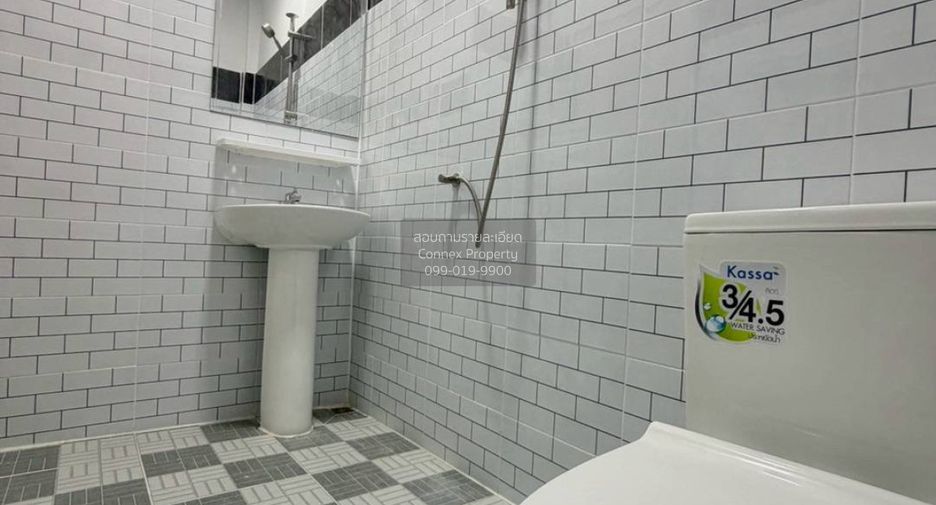 For sale 3 bedrooms townhouse in Mueang Nonthaburi, Nonthaburi