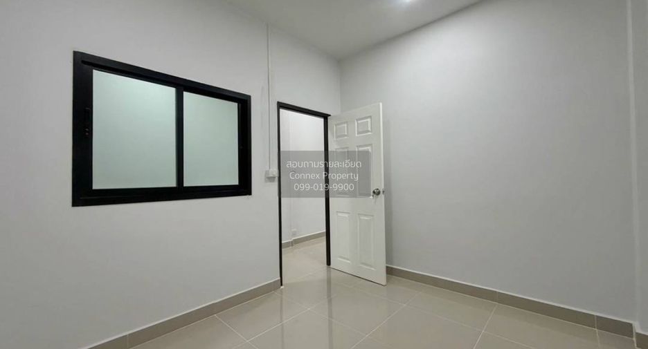 For sale 3 bedrooms townhouse in Mueang Nonthaburi, Nonthaburi
