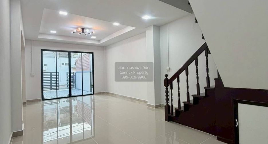 For sale 3 bedrooms townhouse in Mueang Nonthaburi, Nonthaburi