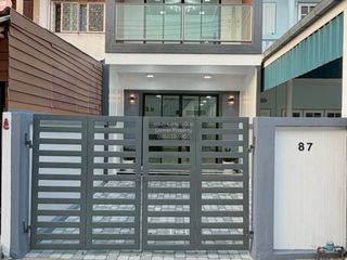 For sale 3 bedrooms townhouse in Mueang Nonthaburi, Nonthaburi
