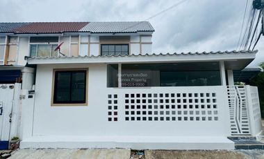 For sale 5 bedrooms townhouse in Bang Bua Thong, Nonthaburi