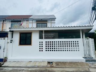 For sale 5 bedrooms townhouse in Bang Bua Thong, Nonthaburi