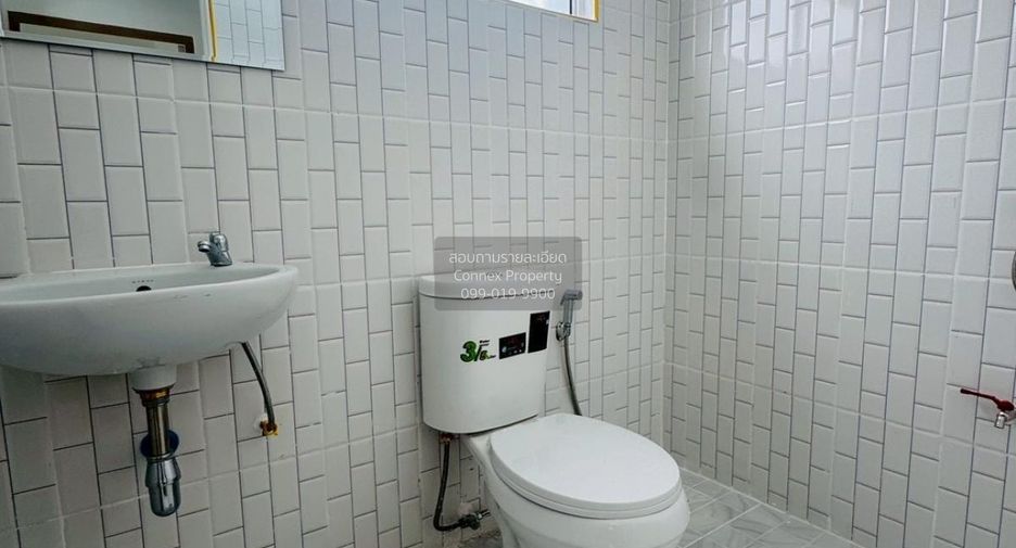 For sale 5 bedrooms townhouse in Bang Bua Thong, Nonthaburi