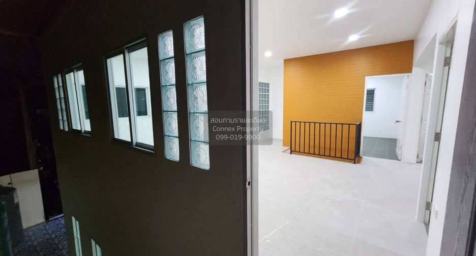 Casa adosada en venta de 6 habitaciones en Bang Kapi, Bangkok