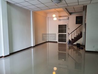 Casa adosada en venta de 4 habitaciones en Bang Bua Thong, Nonthaburi