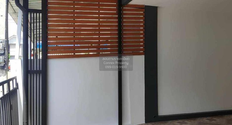 For sale 3 ベッドルーム townhouse in Mueang Samut Songkhram, Samut Songkhram