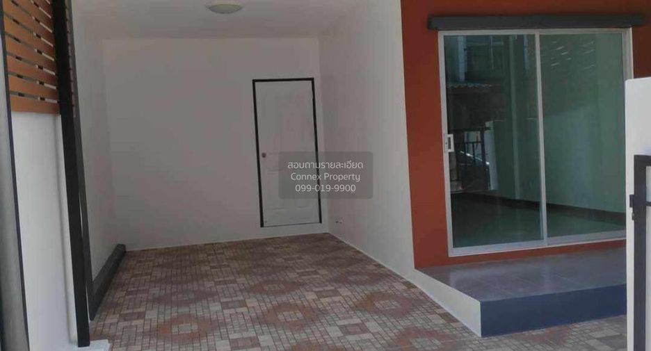 For sale 3 ベッドルーム townhouse in Mueang Samut Songkhram, Samut Songkhram