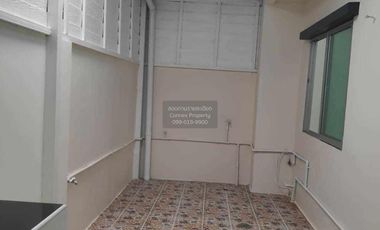 For sale 3 ベッドルーム townhouse in Mueang Samut Songkhram, Samut Songkhram