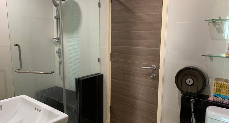 Wohnung zum Kauf mit 1 Zimmer in Yan Nawa, Bangkok