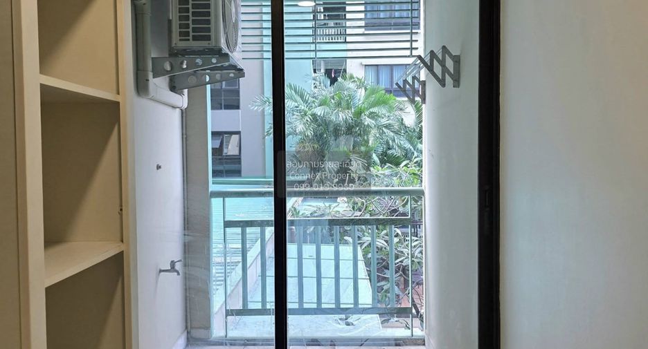 For sale 1 bed condo in Thon Buri, Bangkok