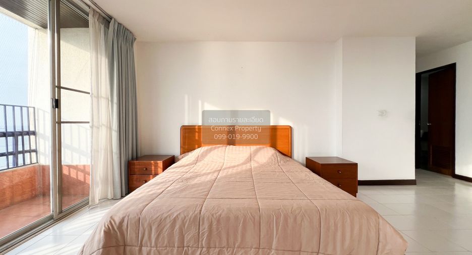 For sale 2 bedrooms condo in Si Racha, Chonburi