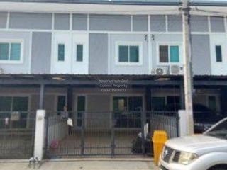 Reihenhaus zum Kauf mit 3 Zimmer in Sam Khok, Pathum Thani