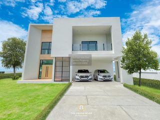 For sale 4 bedrooms house in Bang Phli, Samut Prakan